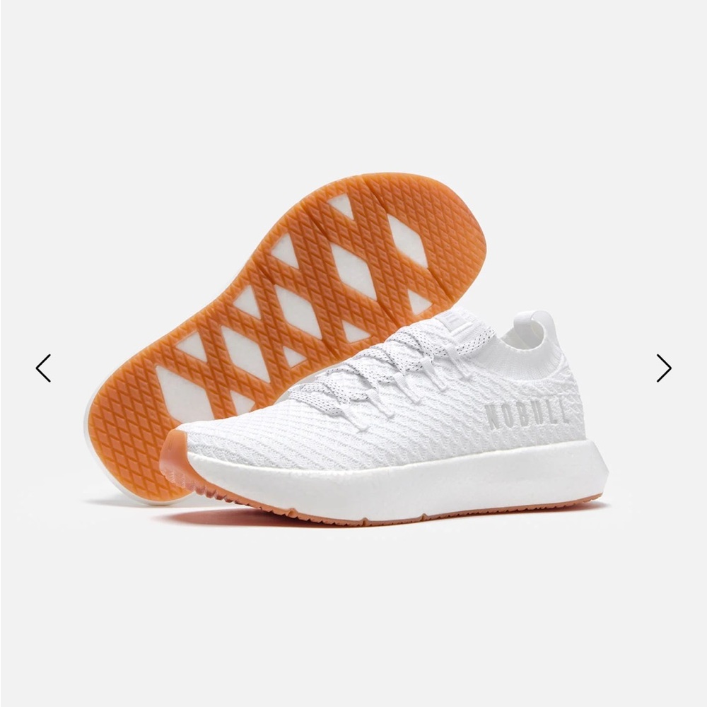 NoBull women’s training sneakers